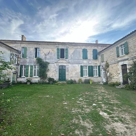 Chambres Et Table D'Hotes Maison Garesche Nieulle-sur-Seudre Exterior foto