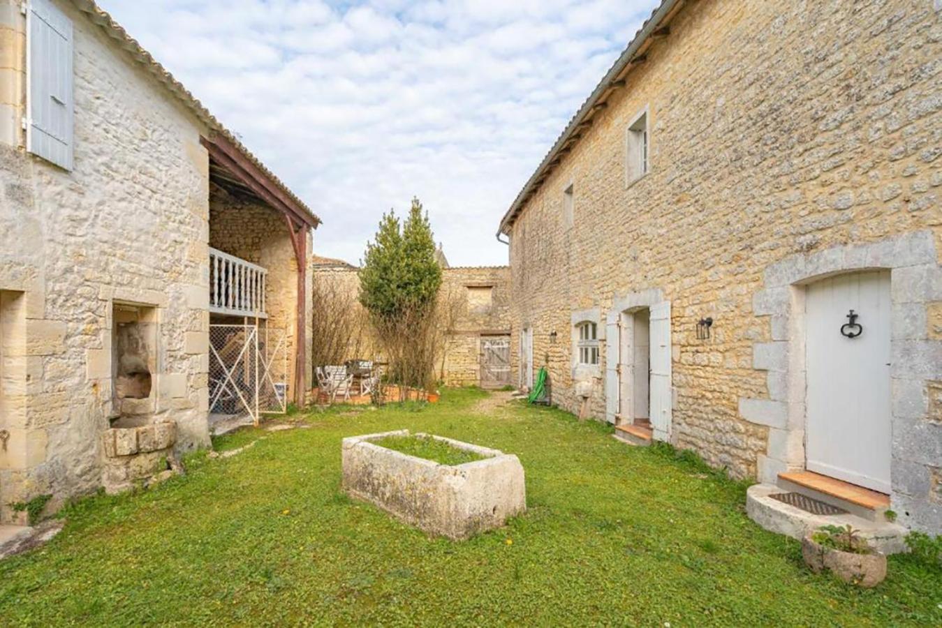 Chambres Et Table D'Hotes Maison Garesche Nieulle-sur-Seudre Exterior foto